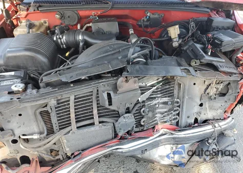 1996 Chevrolet Suburban C1500 z USA, uszkodzony, nr VIN 3GNEC16RXTG116211